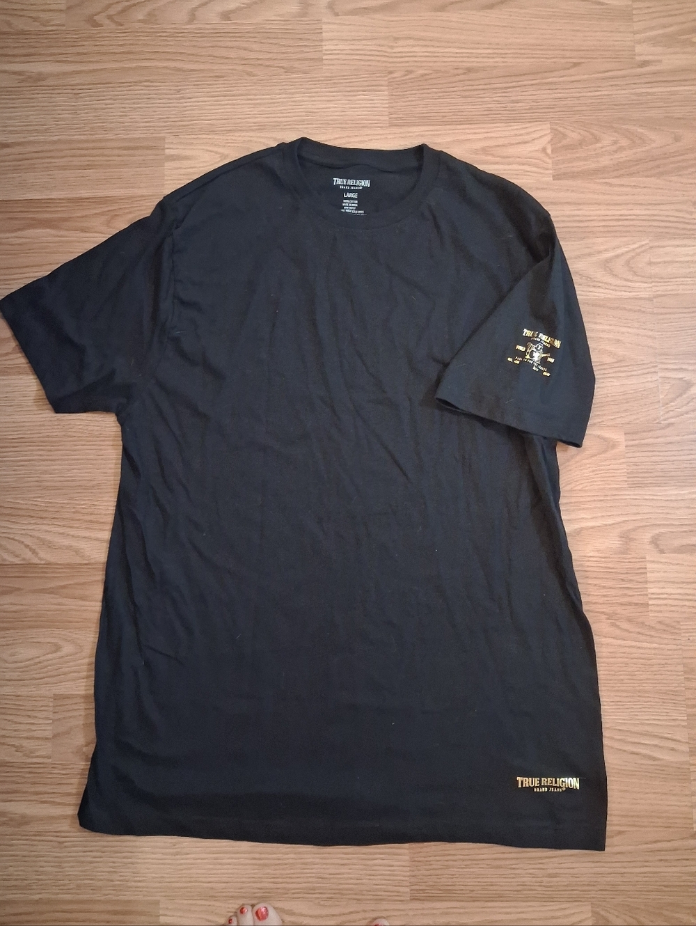 TRUE RELIGION short sleeve tee. Mens. Size Large. Color: Black
